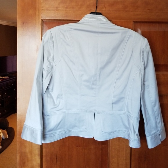 Jacket - Picture 2 of 3